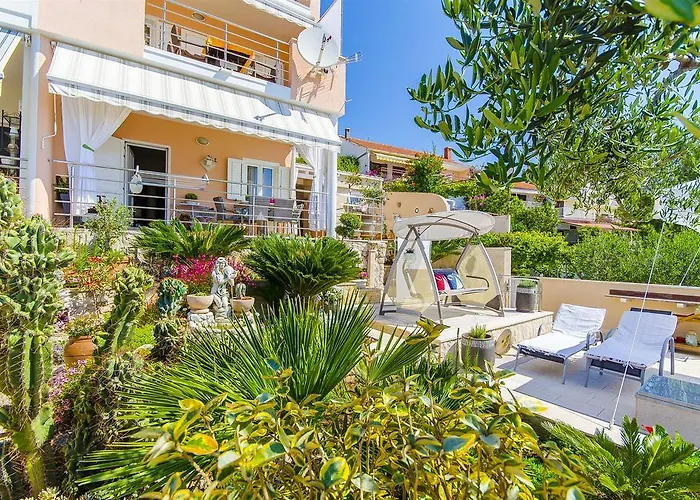 Apartament Nives Trogir
