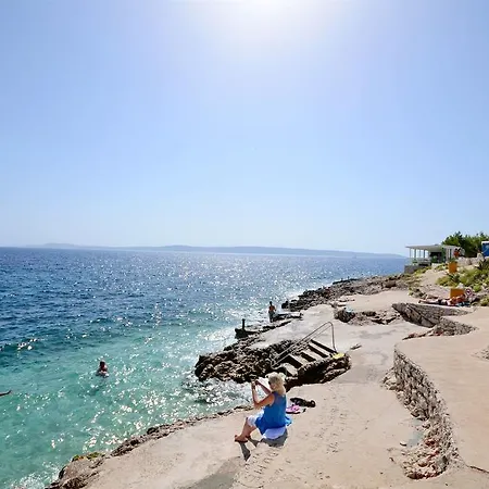 Apartment Nives Trogir