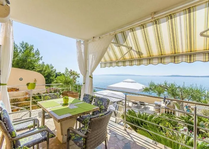 Apartman Nives *
